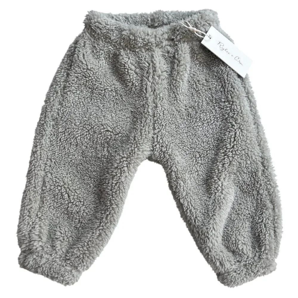 NWT! Rylee + Cru Relaxed Sherpa Sweatpants in Pewter Size 3-6M